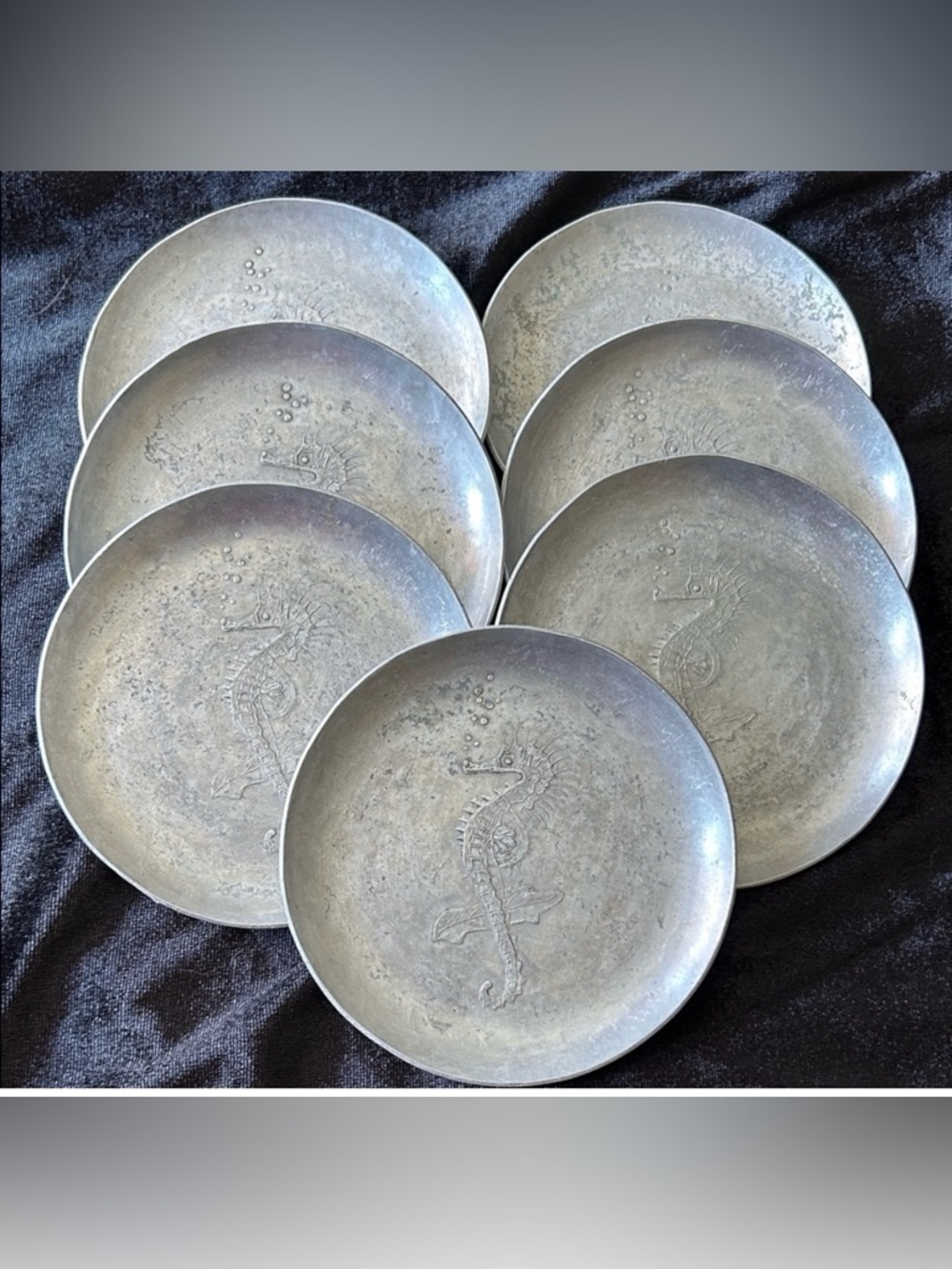 Wendell August hammered aluminum seahorse coaster Set